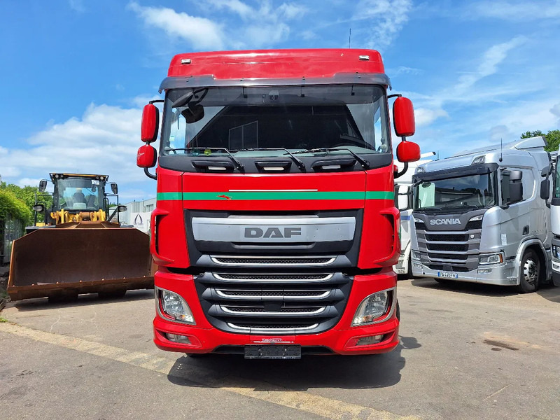 DAF XF 440 XF440 ADR - Cabeza tractora: foto 2 DAF XF 440 XF440 ADR - Cabeza tractora: foto 2