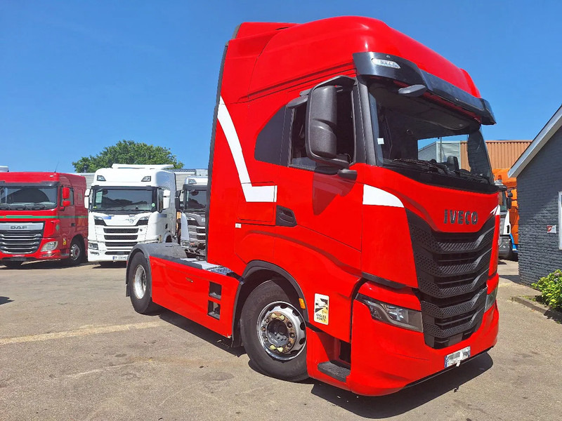 Iveco Stralis 510 Stralis 510 - Cabeza tractora: foto 3 Iveco Stralis 510 Stralis 510 - Cabeza tractora: foto 3