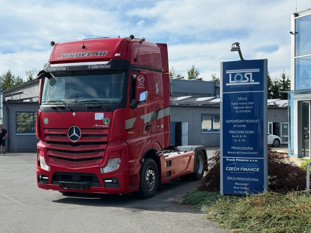 Mercedes-Benz 1848 Actros Gigaspace - Cabeza tractora: foto 1 Mercedes-Benz 1848 Actros Gigaspace - Cabeza tractora: foto 1