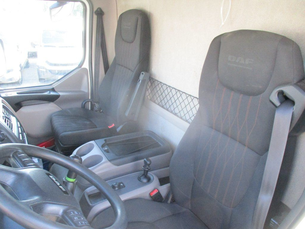 Camión frigorífico DAF LF 18.260: foto 13