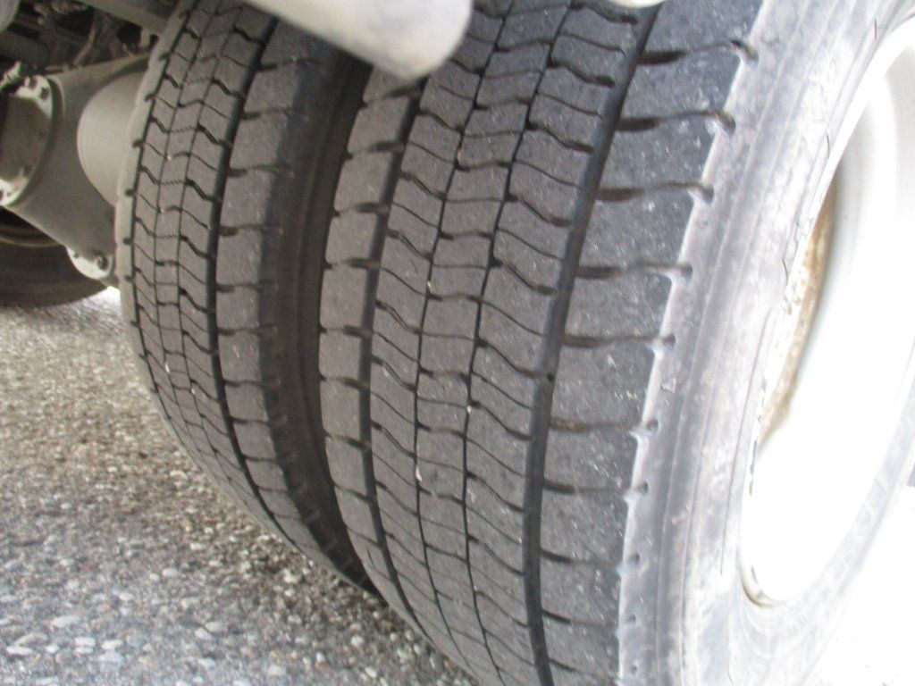 Camión caja cerrada DAF LF 230: foto 16 Camión caja cerrada DAF LF 230: foto 16