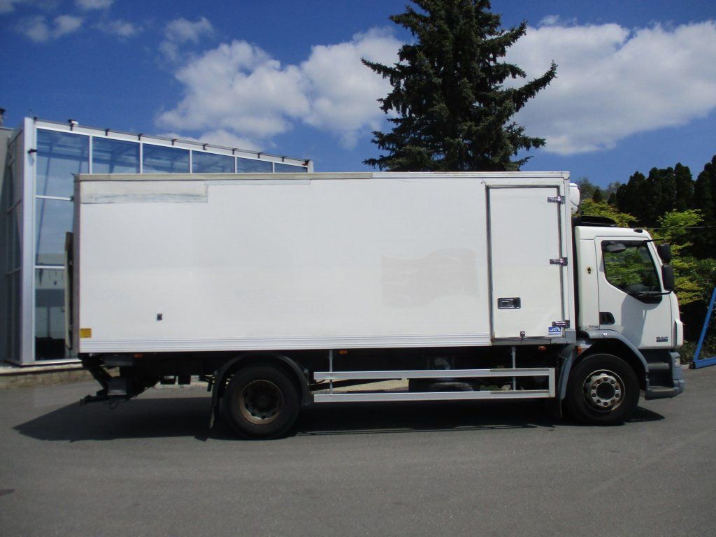 DAF LF55.220 EURO 4 Carrier - Camión frigorífico: foto 3 DAF LF55.220 EURO 4 Carrier - Camión frigorífico: foto 3