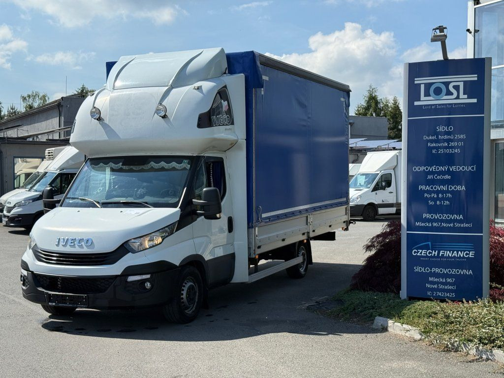 Iveco 35S18 Daily - Furgoneta con lona: foto 1 Iveco 35S18 Daily - Furgoneta con lona: foto 1
