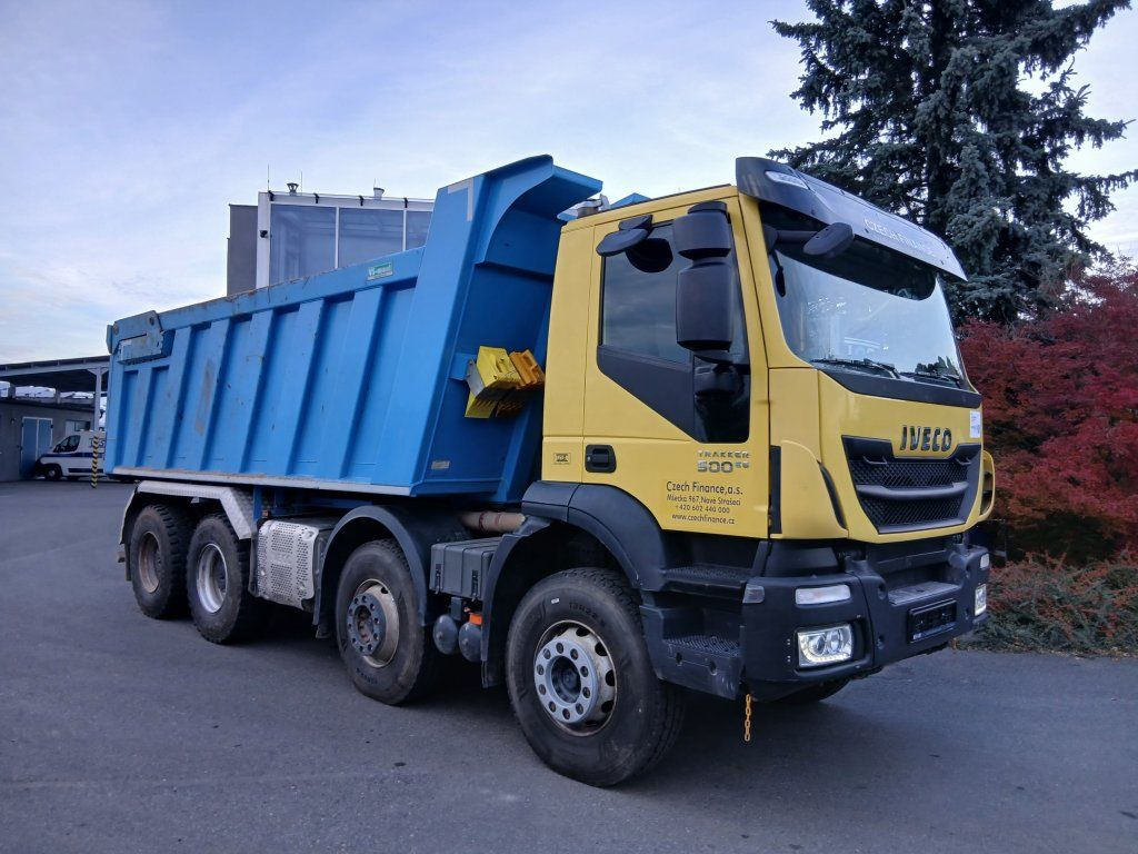 Iveco 410T50 8x4 S1 EURO 6 - Camión volquete: foto 2 Iveco 410T50 8x4 S1 EURO 6 - Camión volquete: foto 2