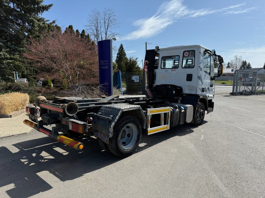 Iveco 75E18 EURO 4 - Camión multibasculante: foto 4 Iveco 75E18 EURO 4 - Camión multibasculante: foto 4