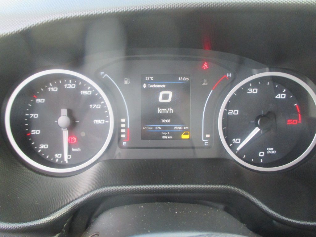 Furgoneta caja cerrada Iveco Daily 35C16: foto 17