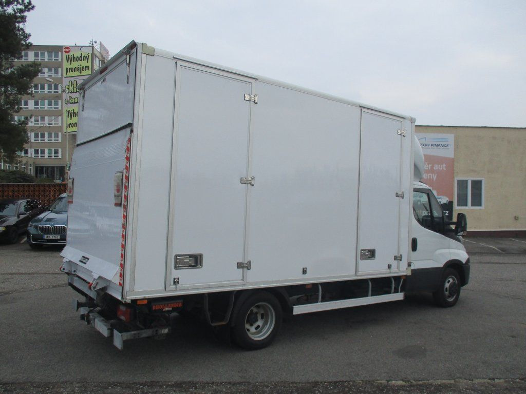 Iveco Daily 35C16 - Furgoneta caja cerrada: foto 4 Iveco Daily 35C16 - Furgoneta caja cerrada: foto 4