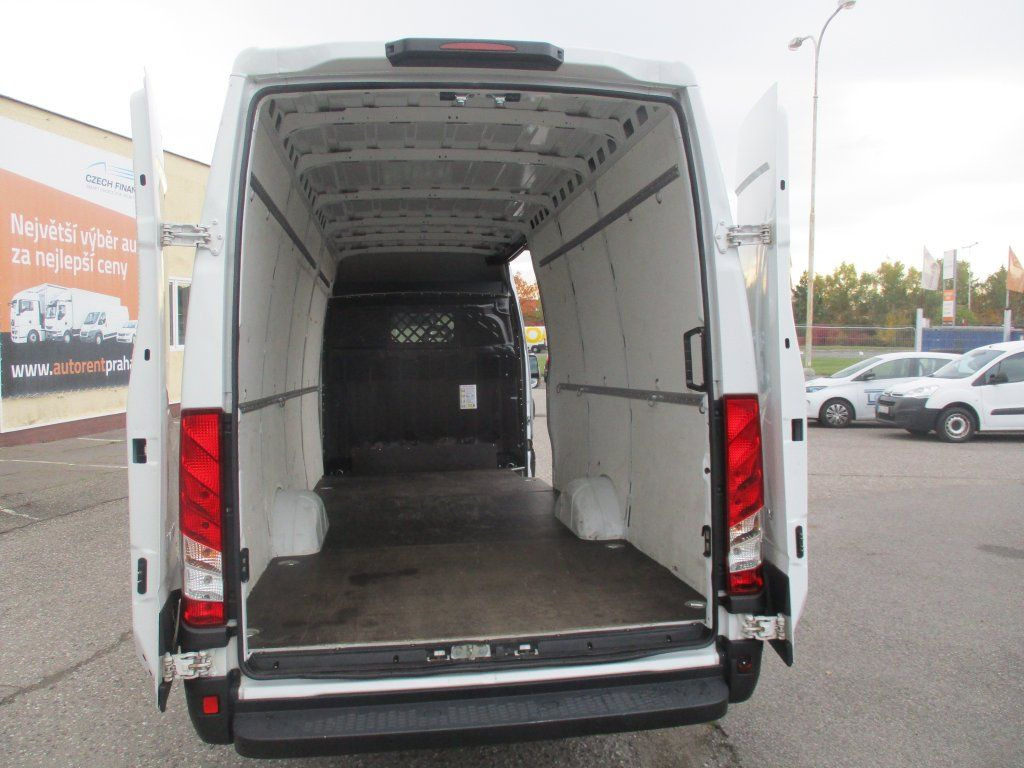 Iveco Daily 35S16 - Furgón: foto 5 Iveco Daily 35S16 - Furgón: foto 5