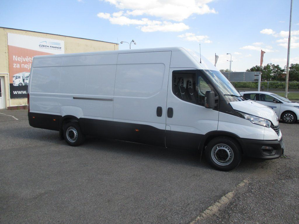 Iveco Daily 35S16 - Furgón: foto 4 Iveco Daily 35S16 - Furgón: foto 4
