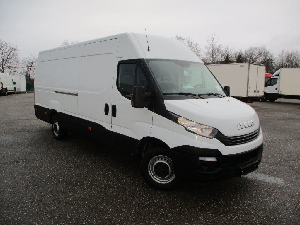 Iveco Daily 35S16 Hi Matic - Furgón: foto 2 Iveco Daily 35S16 Hi Matic - Furgón: foto 2