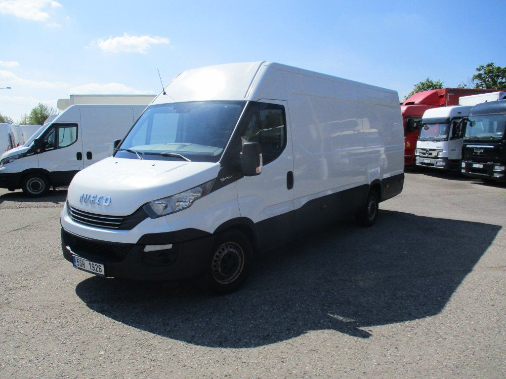Iveco Daily 35S16 maxi - Furgón: foto 2 Iveco Daily 35S16 maxi - Furgón: foto 2