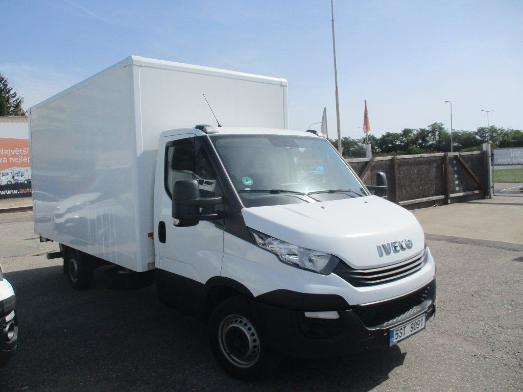 Iveco Daily 35S16 mit LBW - Furgoneta caja cerrada: foto 2 Iveco Daily 35S16 mit LBW - Furgoneta caja cerrada: foto 2