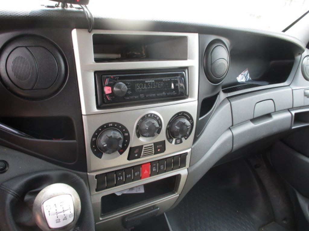 Furgoneta frigorifica Iveco Daily 50C15 Carrier  350: foto 12