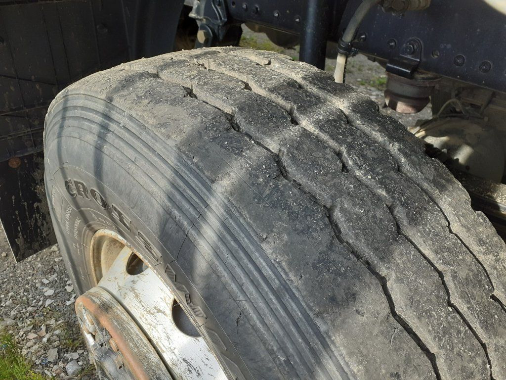 MAN TGS41.460 8x6 S3 EURO 6 - Camión volquete: foto 5 MAN TGS41.460 8x6 S3 EURO 6 - Camión volquete: foto 5