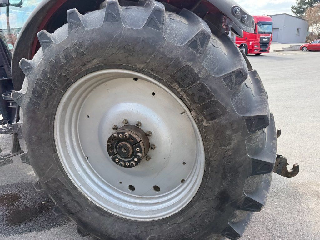 Tractor Massey Ferguson MF8260: foto 9