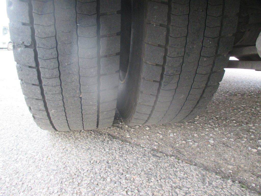 Camión frigorífico Renault D18 320: foto 20
