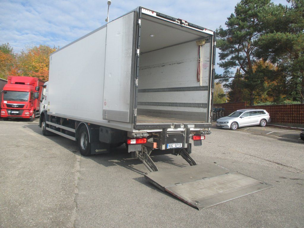 Camión frigorífico Renault D18 320: foto 11