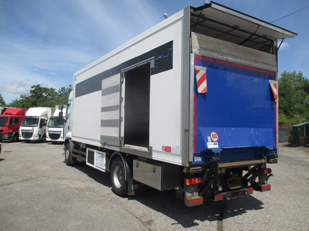 Renault Premium 460 4x2 - Camión frigorífico: foto 3 Renault Premium 460 4x2 - Camión frigorífico: foto 3
