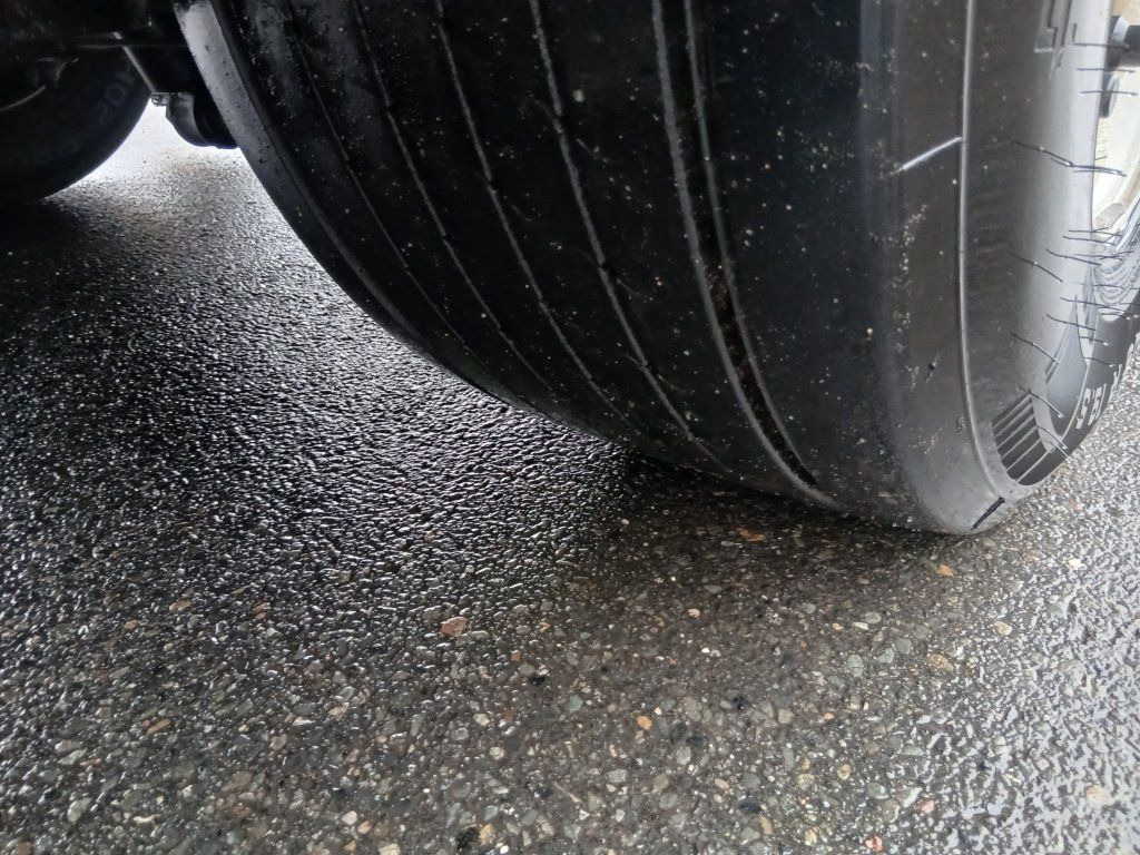 Semirremolque lona Schwarzmüller MEGA/lowdeck: foto 13