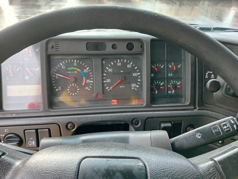 Volvo FH12 380 - Cabeza tractora: foto 5 Volvo FH12 380 - Cabeza tractora: foto 5