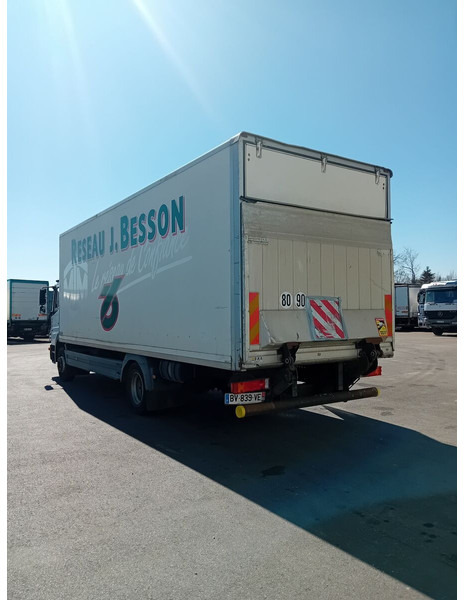 Mercedes-Benz Atego 1222 - Camión caja cerrada: foto 4 Mercedes-Benz Atego 1222 - Camión caja cerrada: foto 4