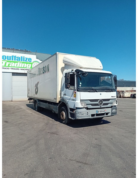 Mercedes-Benz Atego 1222 - Camión caja cerrada: foto 2 Mercedes-Benz Atego 1222 - Camión caja cerrada: foto 2