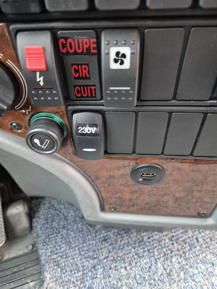 Autocar BOVA FUTURA 365 PR 4X2: foto 9