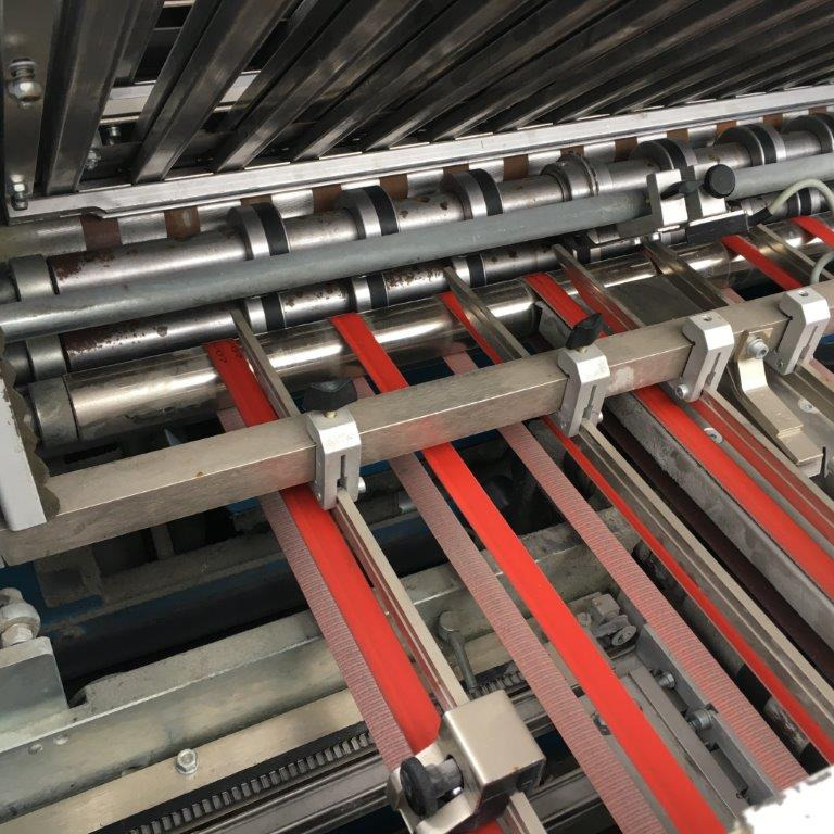 GUK FA 74-6-KTL-F4 SA 16 page combination folding machine - Plegadora de papel: foto 5 GUK FA 74-6-KTL-F4 SA 16 page combination folding machine - Plegadora de papel: foto 5
