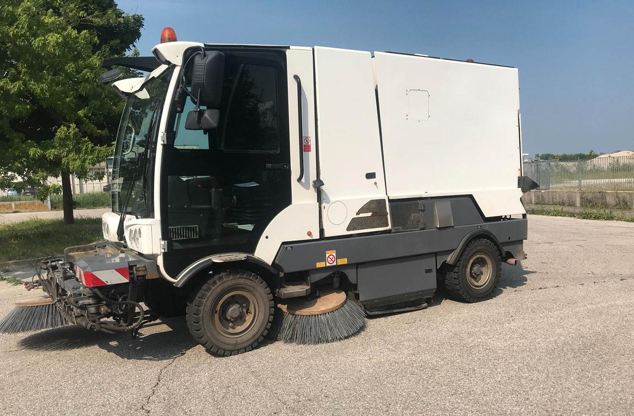 SPAZZATRICE STRADALE DULEVO 3000 - Barredora vial: foto 1 SPAZZATRICE STRADALE DULEVO 3000 - Barredora vial: foto 1