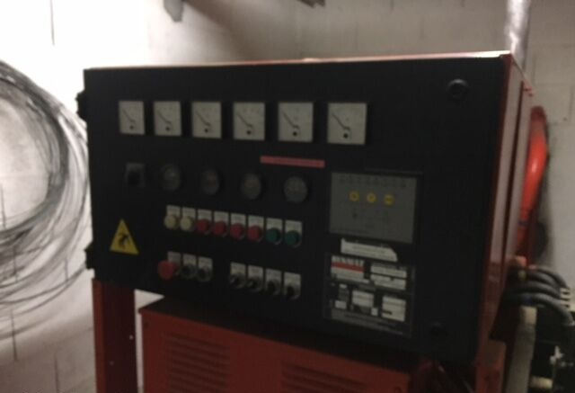 Renault 250 kVa - Generador industriale: foto 2 Renault 250 kVa - Generador industriale: foto 2