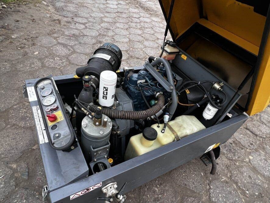 Atlas Copco Kompresor XAS47 - Compresor de aire: foto 3 Atlas Copco Kompresor XAS47 - Compresor de aire: foto 3