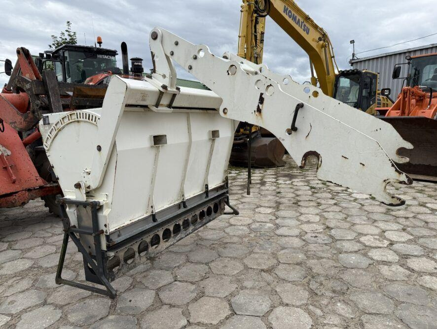 Bomag BW174 - Esparcidor de sal para Vehículo municipal: foto 4 Bomag BW174 - Esparcidor de sal para Vehículo municipal: foto 4