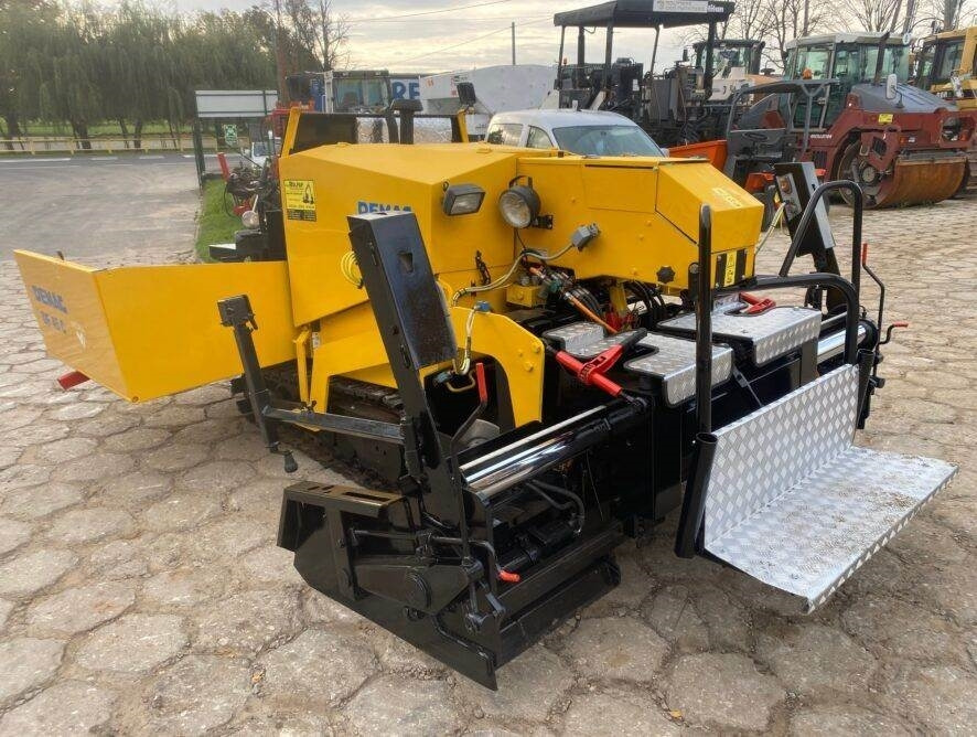 Demag DF-45C - Pavimentadora de asfalto: foto 3 Demag DF-45C - Pavimentadora de asfalto: foto 3