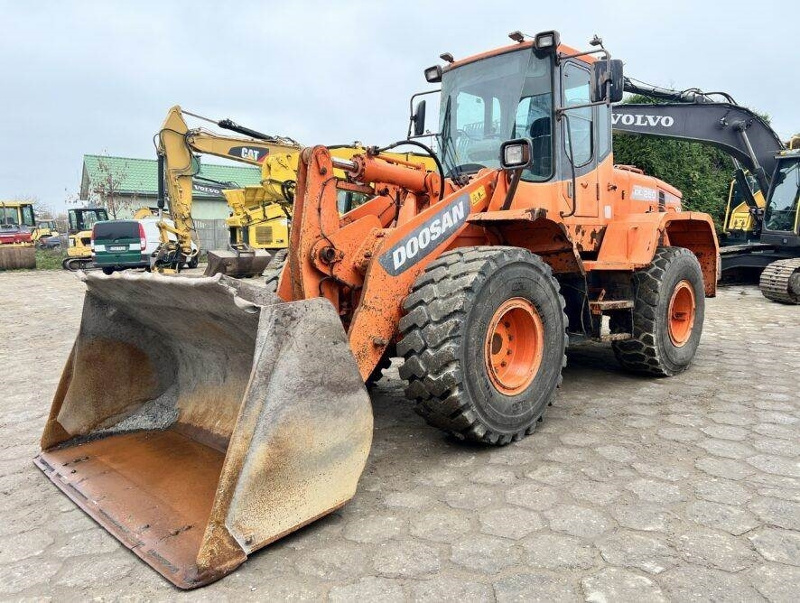 Doosan DL250 - Cargadora de ruedas: foto 2 Doosan DL250 - Cargadora de ruedas: foto 2