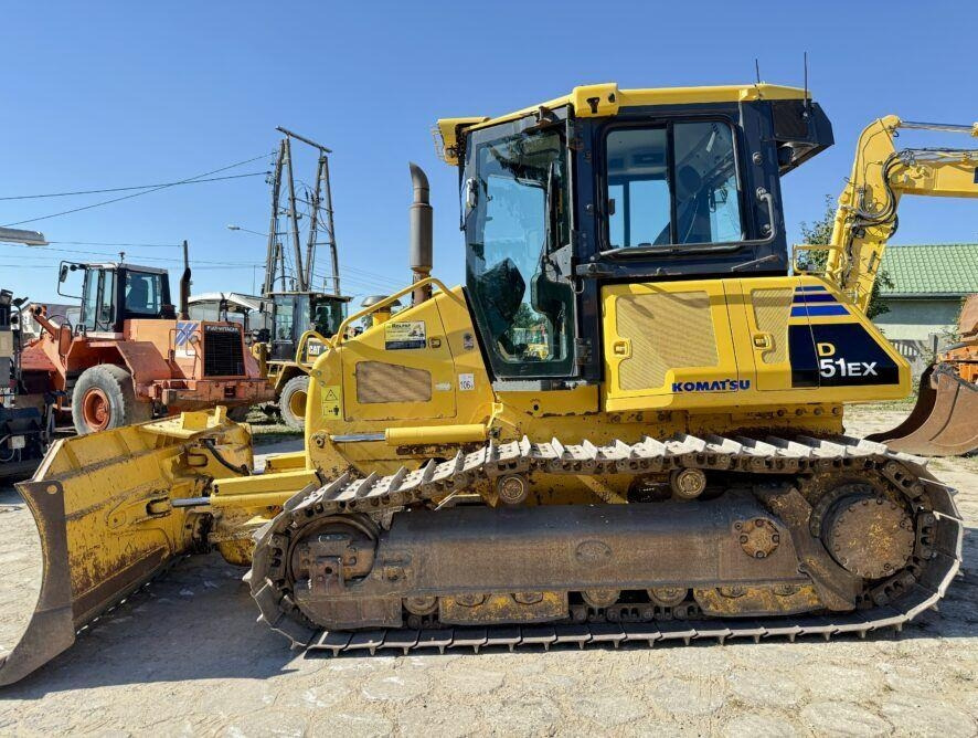 Komatsu D51EX-22 - Bulldozer: foto 1 Komatsu D51EX-22 - Bulldozer: foto 1