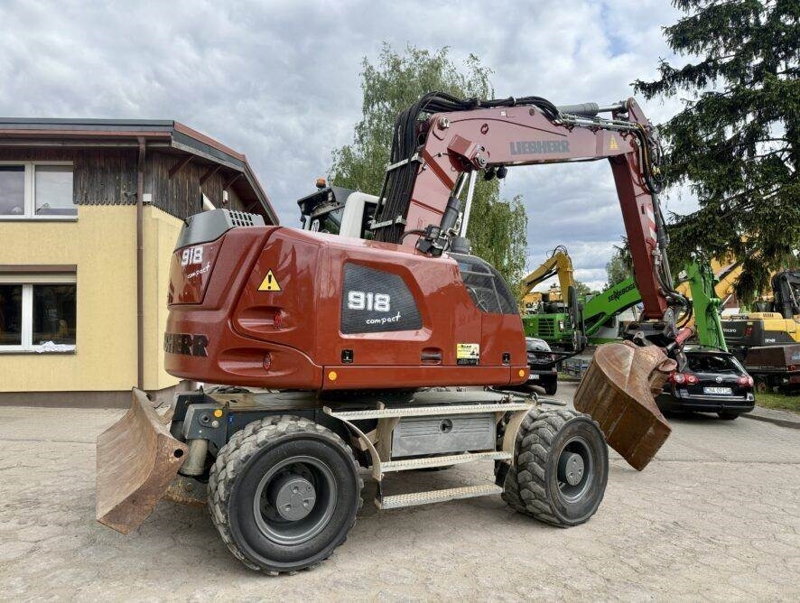 Liebherr A918 Compact - Excavadora de ruedas: foto 1 Liebherr A918 Compact - Excavadora de ruedas: foto 1