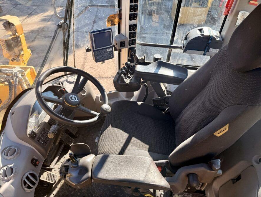 Volvo L110H  - Cargadora de ruedas: foto 4 Volvo L110H  - Cargadora de ruedas: foto 4