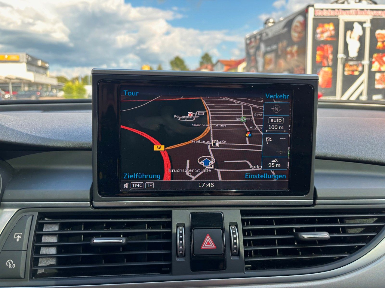 Coche familiar Audi A6 Avant 3.0 BiTDI SLine Quattro/V8 Sound/Pano: foto 17