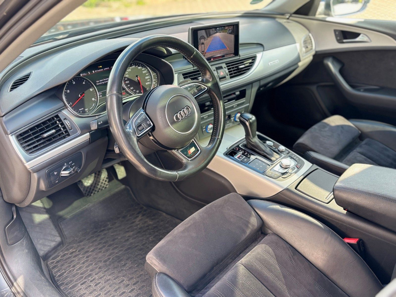 Coche familiar Audi A6 Avant 3.0 BiTDI SLine Quattro/V8 Sound/Pano: foto 12