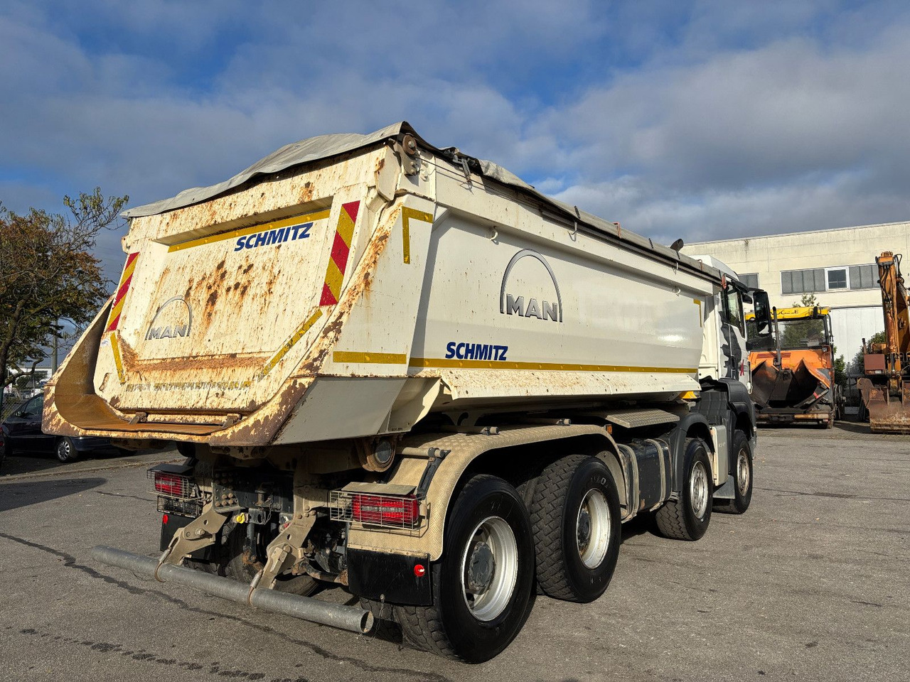Camión volquete MAN TGS41.510 8x4 Schmitz Muldenkipper Retarder/19m³: foto 6 Camión volquete MAN TGS41.510 8x4 Schmitz Muldenkipper Retarder/19m³: foto 6