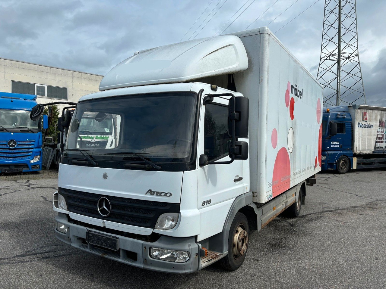 Mercedes-Benz 818 Kurze Radstand Blattfederung - Furgoneta caja cerrada: foto 1 Mercedes-Benz 818 Kurze Radstand Blattfederung - Furgoneta caja cerrada: foto 1