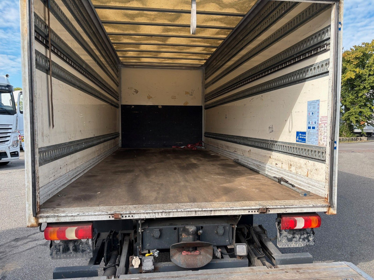 Furgoneta caja cerrada Mercedes-Benz Atego 821 Luft/LBW/EU6/Klima/Navi: foto 7