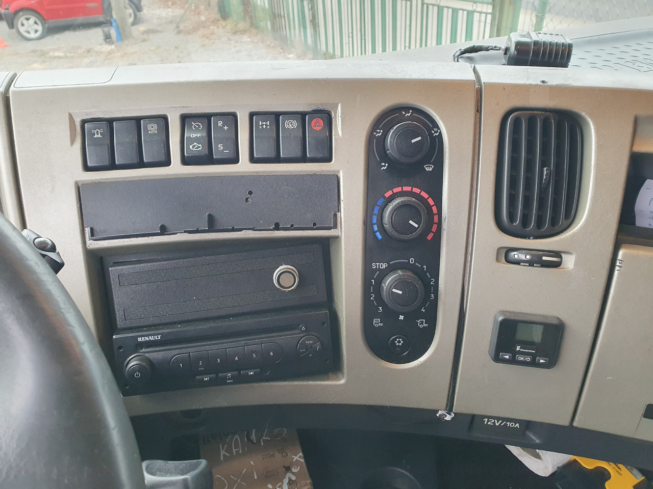 Cabeza tractora RENAULT PREMIUM  AUTOMAT KLIMA WEBASTO ALU FELGI   EURO5 [ Copy ]: foto 13