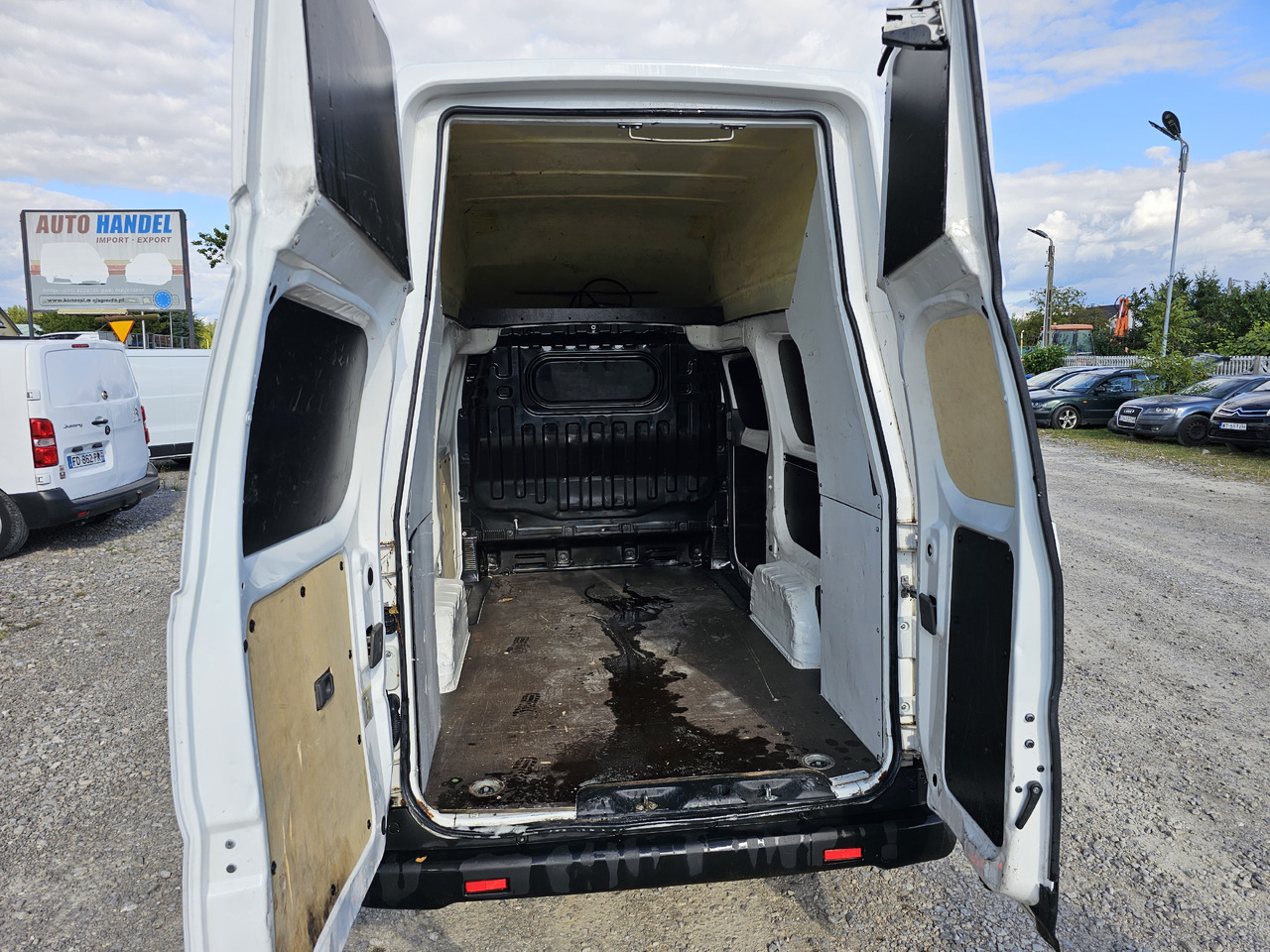 NISSAN E-NV200 ELEKTRYCZNY 40 KVh 250 km KLIMA KAMERA - Furgoneta pequeña, Furgoneta eléctrica: foto 3 NISSAN E-NV200 ELEKTRYCZNY 40 KVh 250 km KLIMA KAMERA - Furgoneta pequeña, Furgoneta eléctrica: foto 3