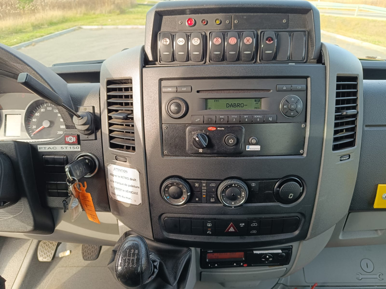 Autocar VOLKSWAGEN CRAFTER 23 OSOBY KLIMA WEBASTO KAMERA RETARDER HAK EURO5: foto 15 Autocar VOLKSWAGEN CRAFTER 23 OSOBY KLIMA WEBASTO KAMERA RETARDER HAK EURO5: foto 15