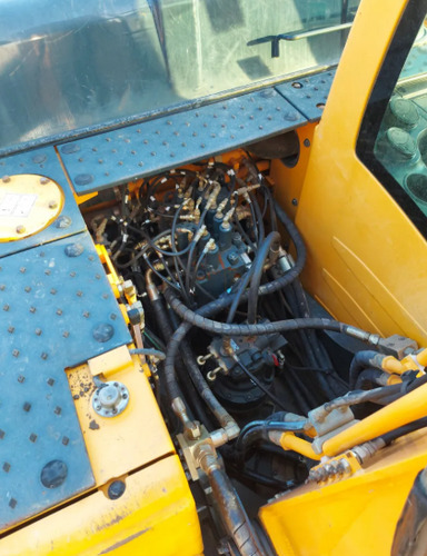 Excavadora de cadenas Hyundai R140LC-9A: foto 7