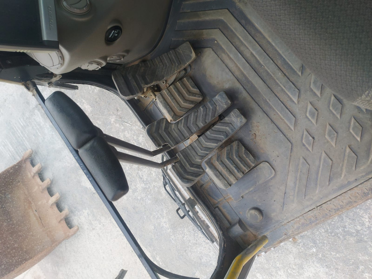 Excavadora de cadenas Volvo EC 140 DL: foto 6 Excavadora de cadenas Volvo EC 140 DL: foto 6