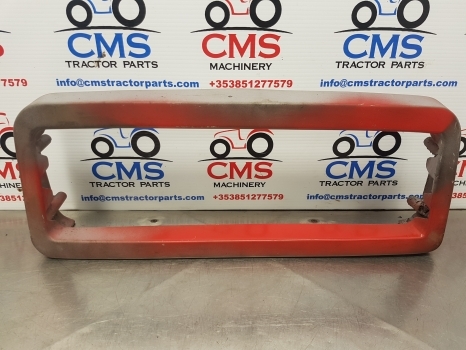 Case 856xl, 743, 745, 1056, 845 Front Housing Upper Grille 85639c1, 87718435 - Parrilla para Tractor: foto 2 Case 856xl, 743, 745, 1056, 845 Front Housing Upper Grille 85639c1, 87718435 - Parrilla para Tractor: foto 2