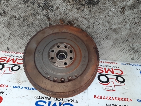 Claas Ares 800 Series 815 - 836 4wd Engine Flywheel 7700050637, R500317, R501411 - Volante de inercia para Tractor: foto 1 Claas Ares 800 Series 815 - 836 4wd Engine Flywheel 7700050637, R500317, R501411 - Volante de inercia para Tractor: foto 1