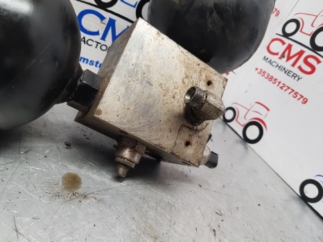 Claas Arion 500, 600 Series 640 Brake Valve, Safety Block 0021603450, 0021603451 - Válvula de freno para Tractor: foto 4 Claas Arion 500, 600 Series 640 Brake Valve, Safety Block 0021603450, 0021603451 - Válvula de freno para Tractor: foto 4